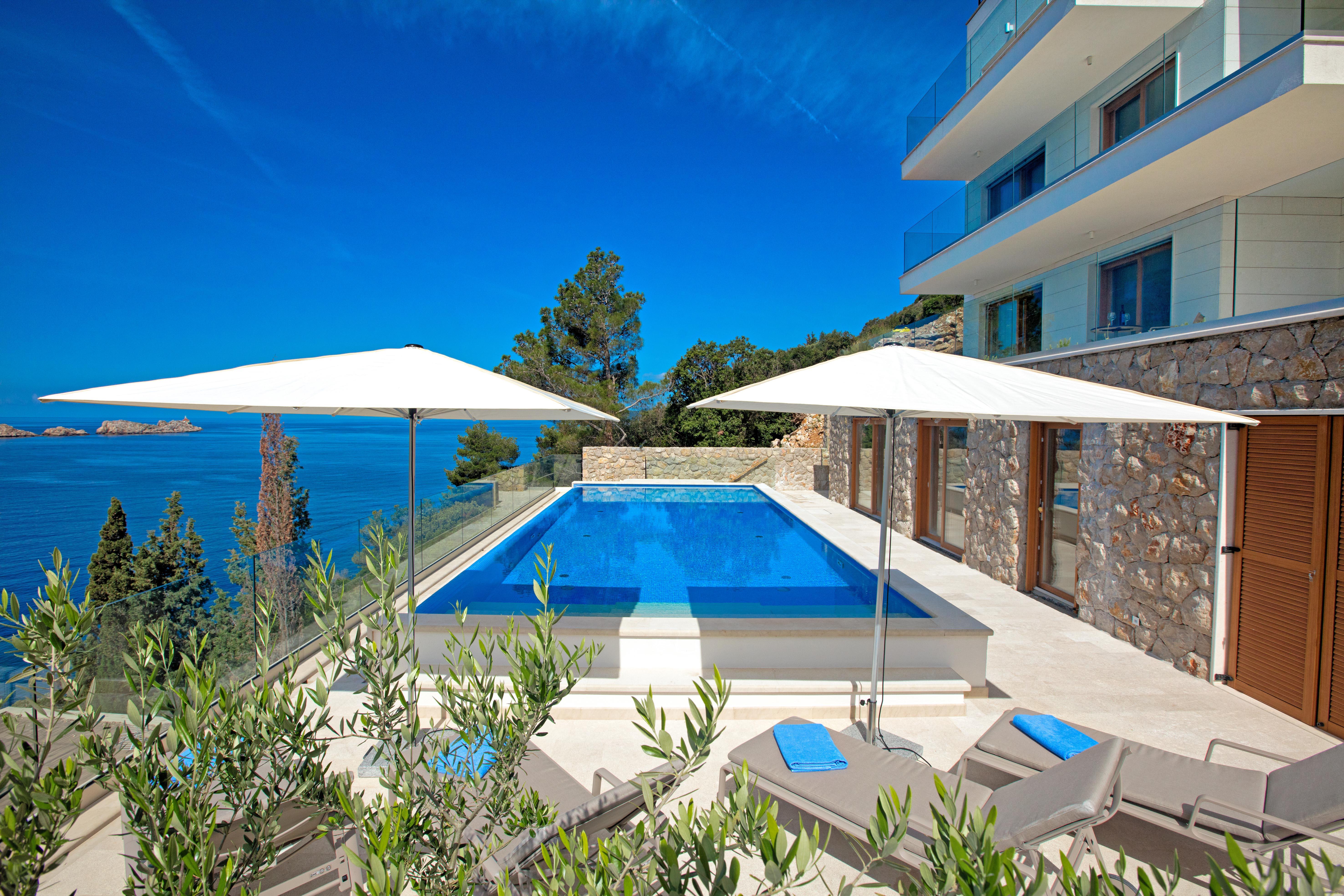 Hotel More (Adults Only) Dubrovnik Bagian luar foto Villa in Croatia
