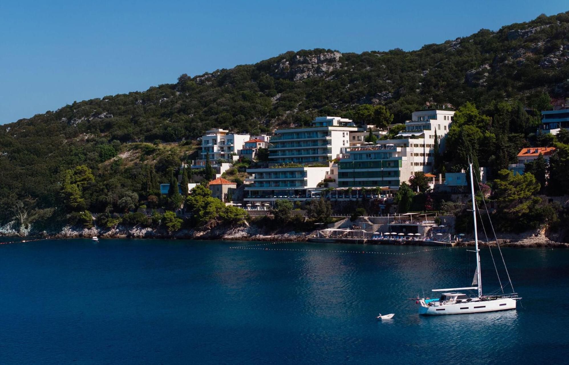 Hotel More (Adults Only) Dubrovnik Bagian luar foto View of the hotel from the sea