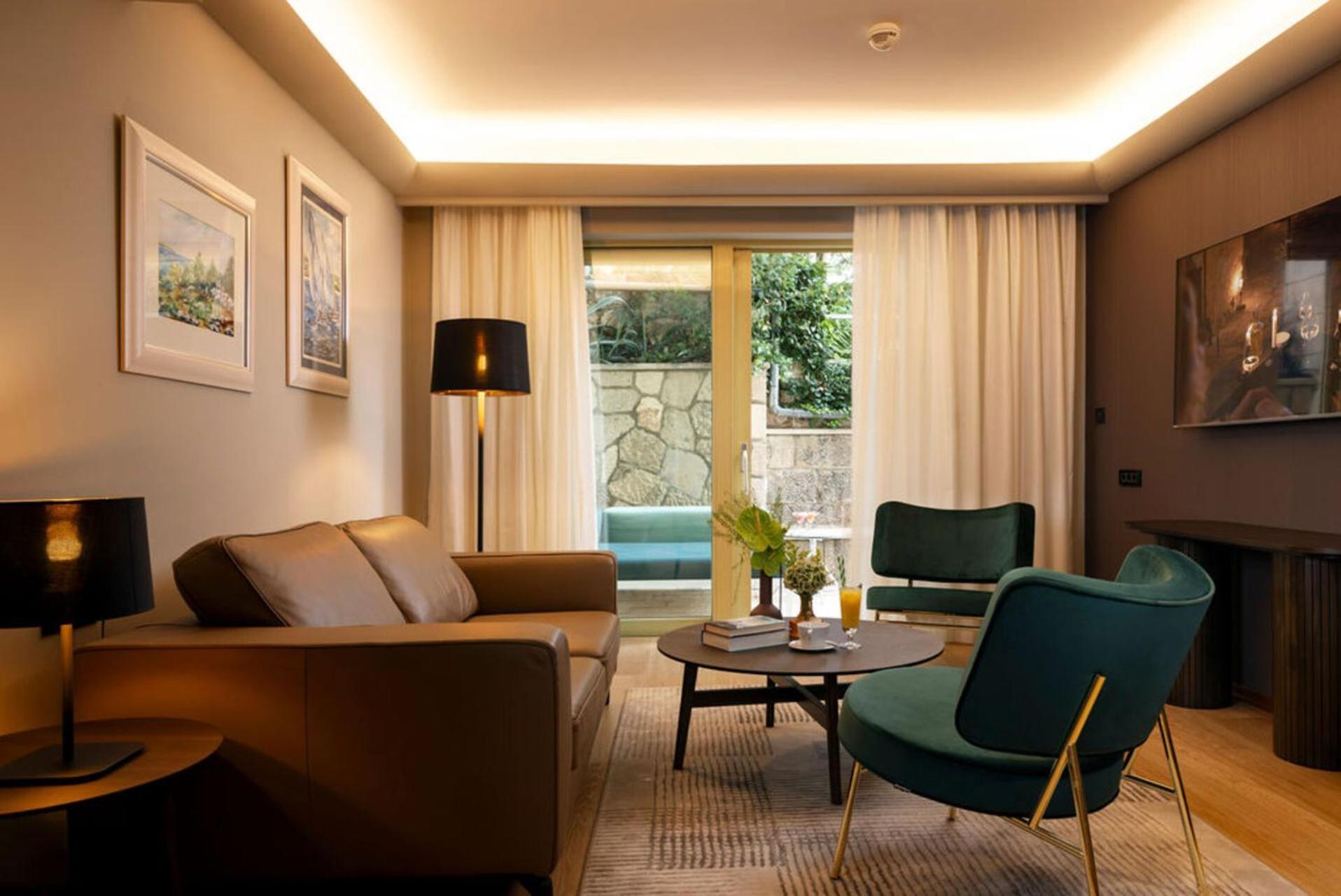 Hotel More (Adults Only) Dubrovnik Bagian luar foto A suite at the hotel